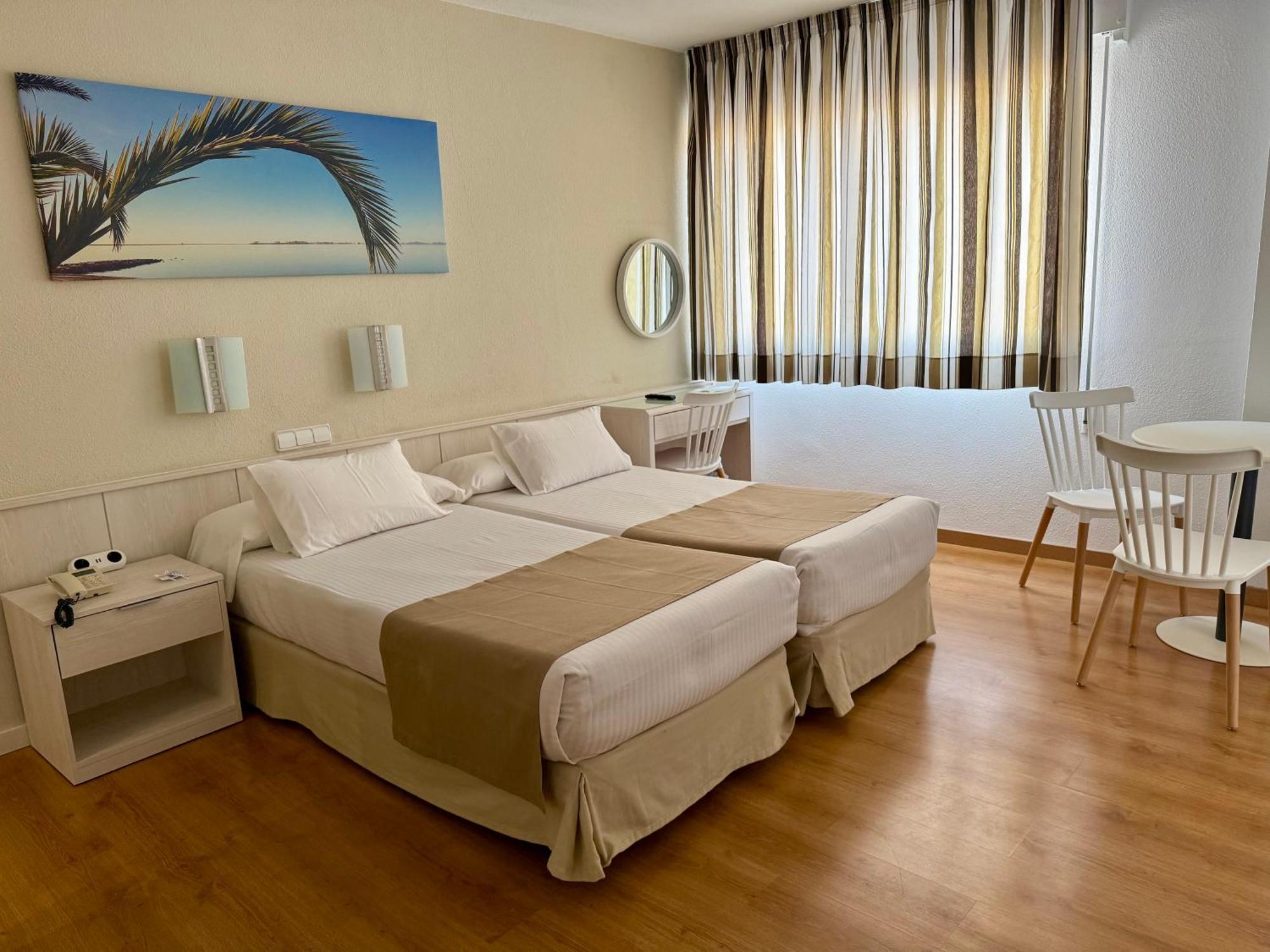 Hotel Neptuno San Pedro del Pinatar Szoba fotó